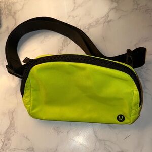 Lululemon Everywhere Belt Bag *1L in Highlight Yellow